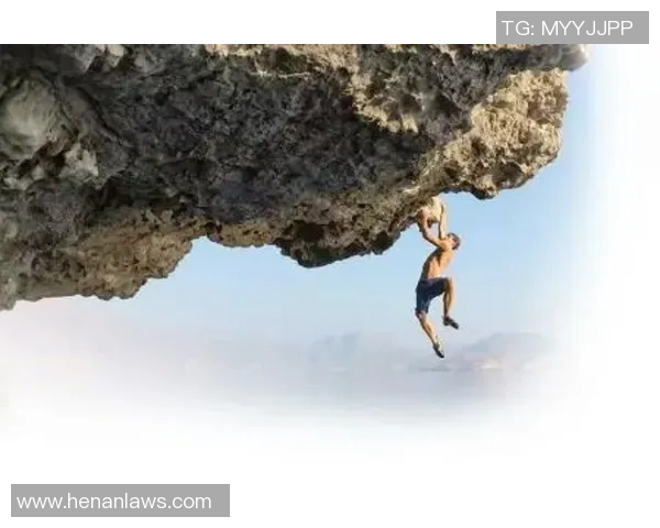 攀岩深度探索南京攀岩队的战术创新与边路渗透技巧分析