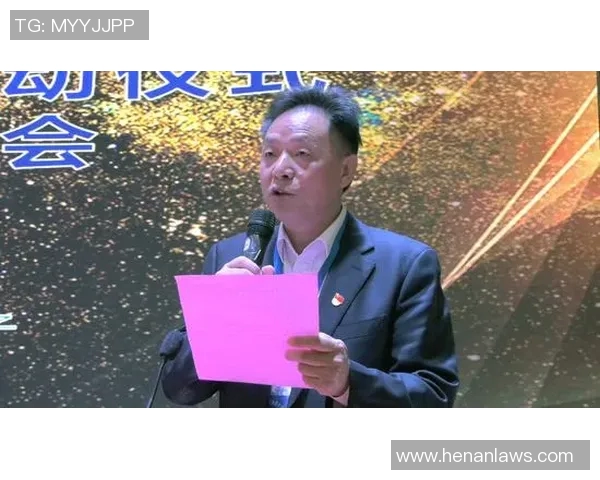 深度对话：杨敏如何在足球世界中追寻梦想与挑战