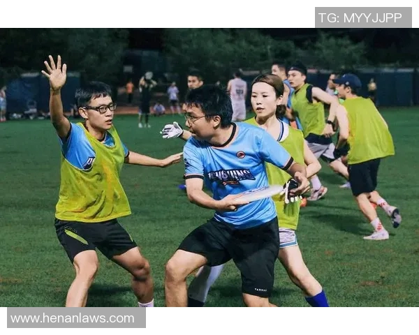 南京飞盘队在世界滑板锦标赛中以95分稳居积分榜首位