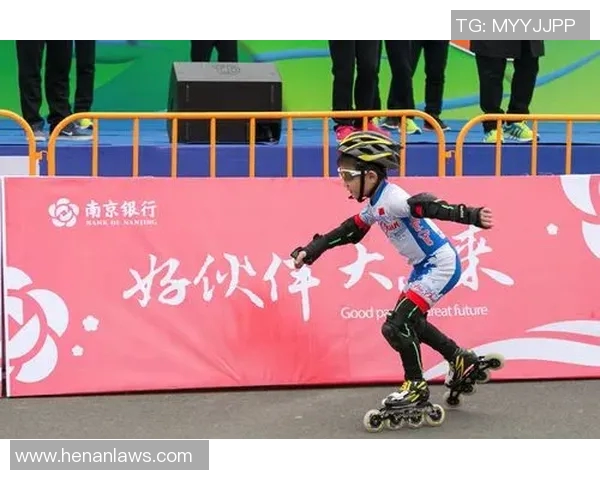 南京城市马拉松街舞队精彩表现引发热议与思考 南京城市马拉松街舞队精彩表现引发热议与思考