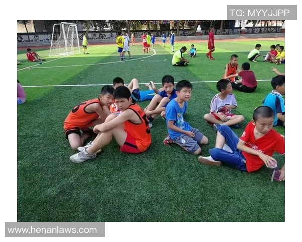 陈丽专访:从绿茵场到人生舞台的精彩足球旅程回顾 陈丽专访:从绿茵场到人生舞台的精彩足球旅程回顾