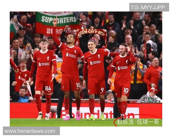 曼城与利物浦激战正酣实况回顾与精彩瞬间分析