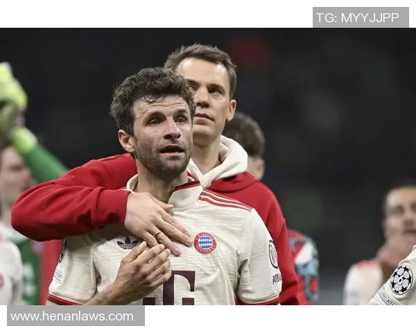 诺伊尔重伤缺席整个赛季拜仁急聘德赫亚补缺守门员位置 诺伊尔重伤缺席整个赛季拜仁急聘德赫亚补缺守门员位置