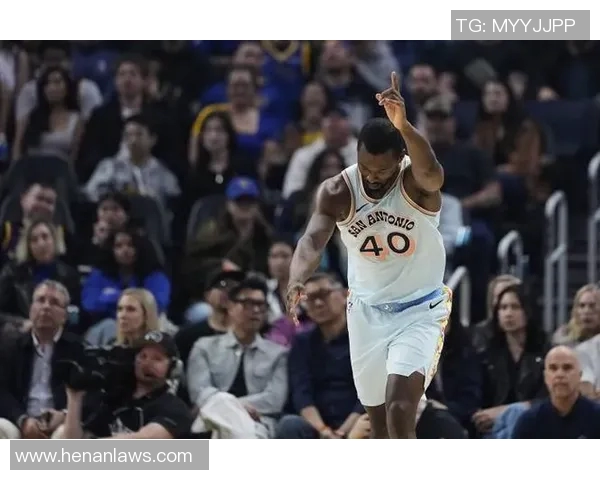 马刺与国王精彩对决直播分析全方位解读比赛亮点与球员表现