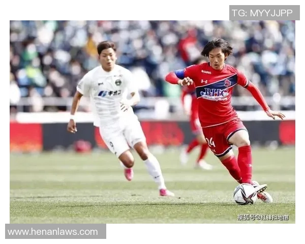 雷法山口与横滨F的激烈对决揭示了足球战术与团队协作的重要性