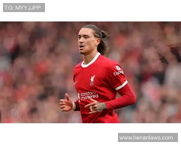 努涅斯在赛场上的精彩表现引发球迷热议与期待的未来发展分析 努涅斯在赛场上的精彩表现引发球迷热议与期待的未来发展分析