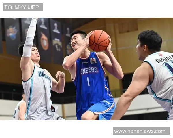 回看山东与青岛的精彩对决，分析比赛亮点与球队表现