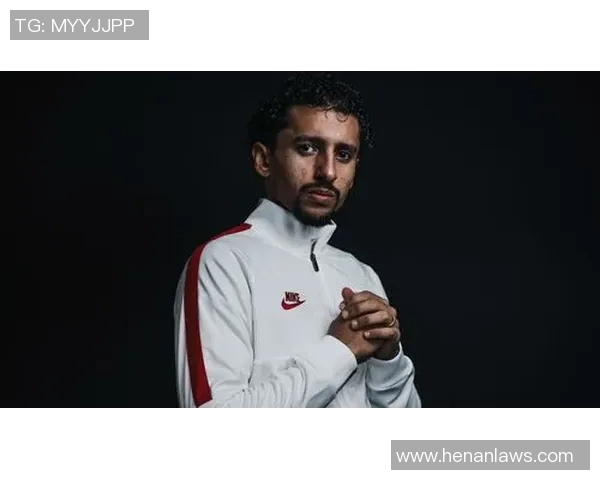 马尔基尼奥斯：从年轻天才到足球场上的坚实防线之星