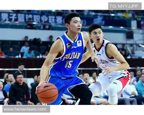 陈林坚：从青年才俊到篮球场上的璀璨明星之路