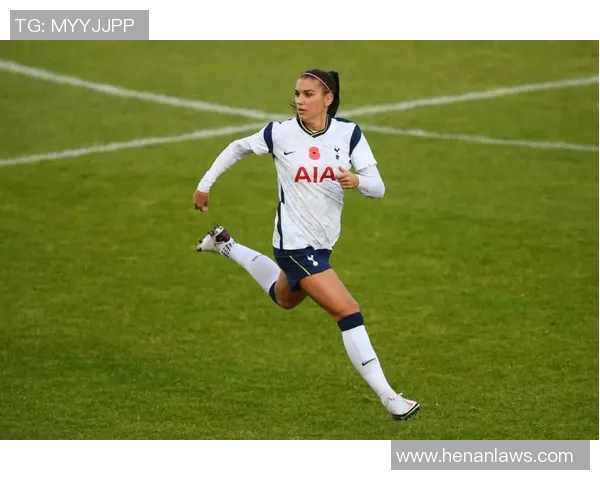 凯恩的传奇之路：从足球天才到全球偶像的成长历程与影响力分析