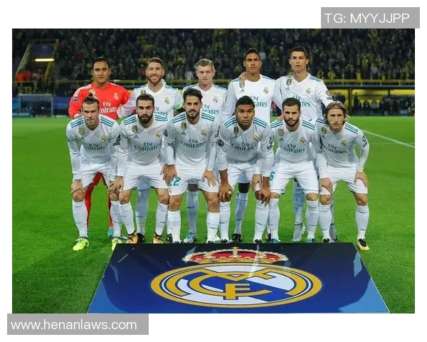 皇马与巴萨在欧冠赛场的巅峰对决引发全球球迷热议