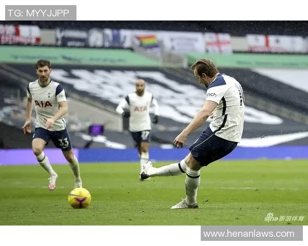 西布朗主场迎战热刺争夺英超积分榜关键战役分析与展望 西布朗主场迎战热刺争夺英超积分榜关键战役分析与展望