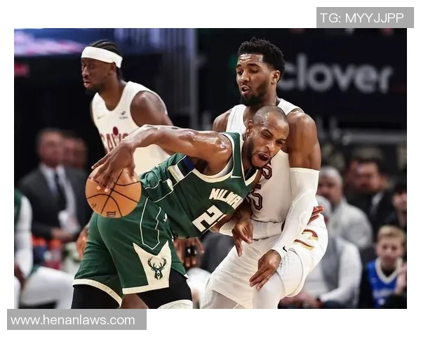 04年NBA季后赛激战活塞与雄鹿的巅峰对决回顾与分析