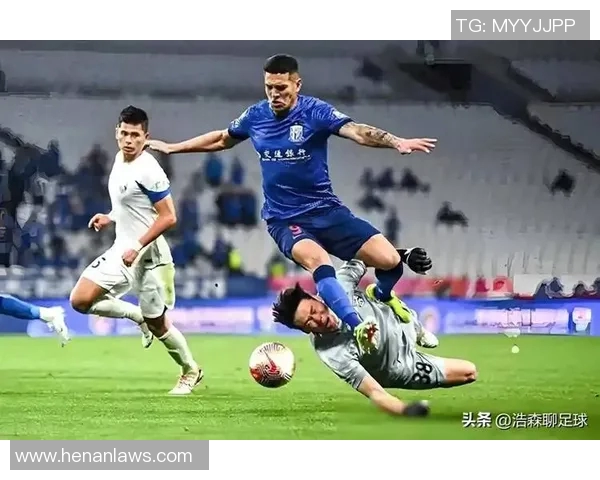 中超精彩对决申花迎战深圳全力争胜展现球队实力与斗志 中超精彩对决申花迎战深圳全力争胜展现球队实力与斗志