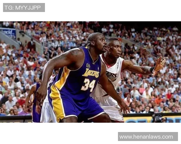 奥尼尔与穆托姆博身高对比分析及其在篮球场上的影响