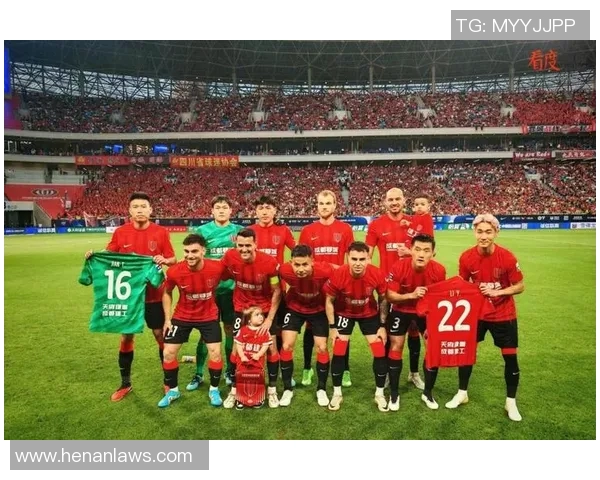 城南足球俱乐部迎战江源球队展现激情与实力的较量