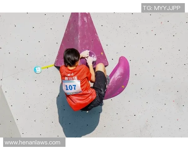 成都攀岩队在全国攀岩配合排行榜中荣获第三名的佳绩引发关注MBA 成都攀岩队在全国攀岩配合排行榜中荣获第三名的佳绩引发关注MBA