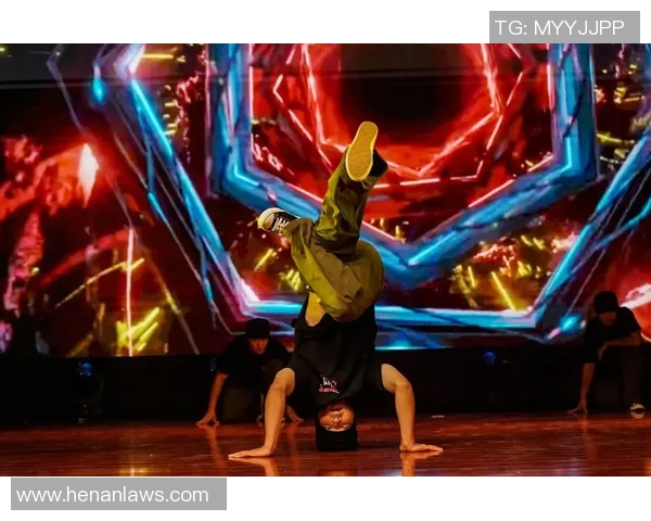 武汉街舞队的速度与技巧探秘街舞文化的魅力与发展 武汉街舞队的速度与技巧探秘街舞文化的魅力与发展