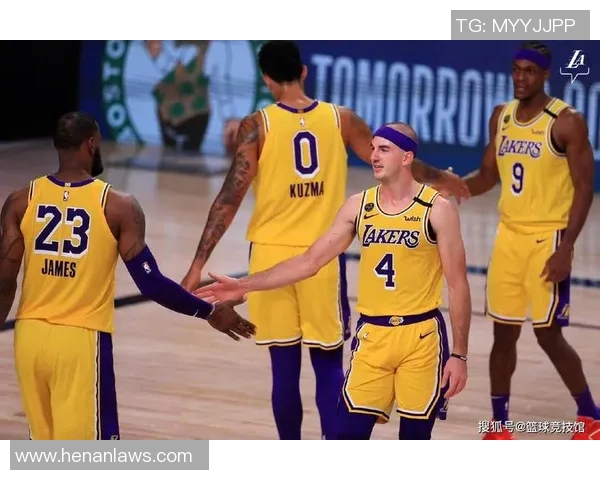 湖人火箭对决精彩回顾球星表现与战术分析全景呈现 湖人火箭对决精彩回顾球星表现与战术分析全景呈现