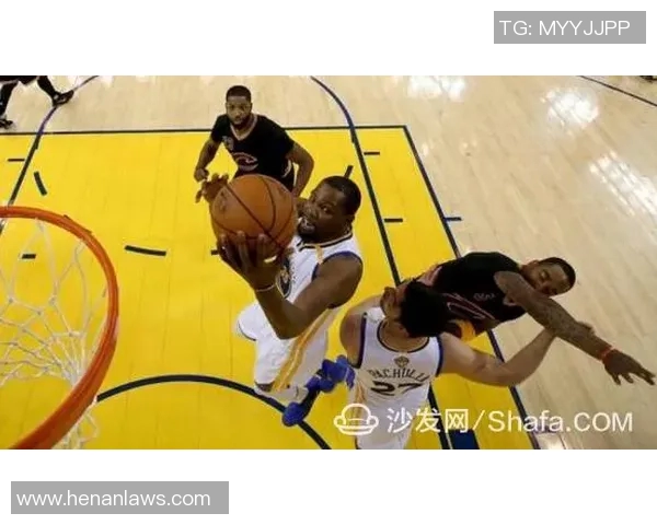 骑士与勇士的总冠军对决历史回顾与精彩瞬间盘点