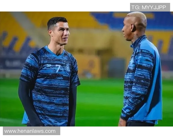 深圳网球队战术引发热议球迷与专家各执己见探讨策略成败